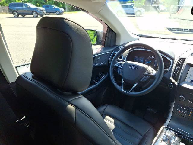 Certified 2020 Ford Edge SEL w/ Convenience Package AWD/4WD image 15