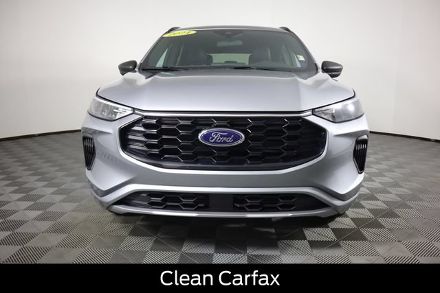 Certified 2024 Ford Escape ST-Line w/ Tech Pack #1 AWD/4WD image 10