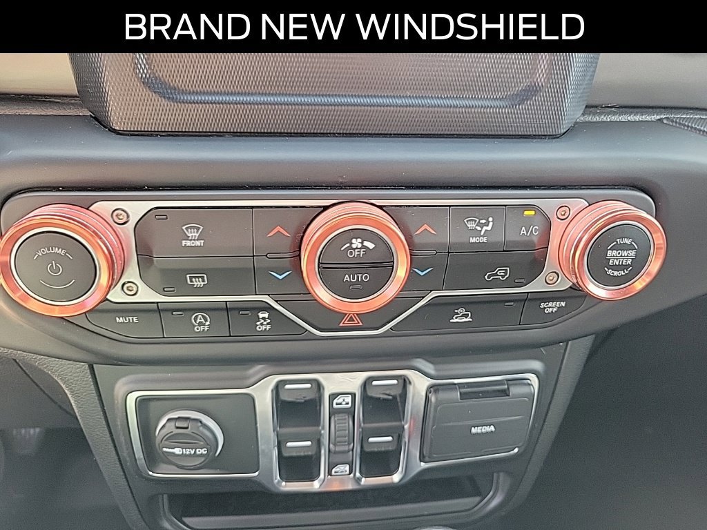 Used 2021 Jeep Wrangler Unlimited Sport AWD/4WD image 29