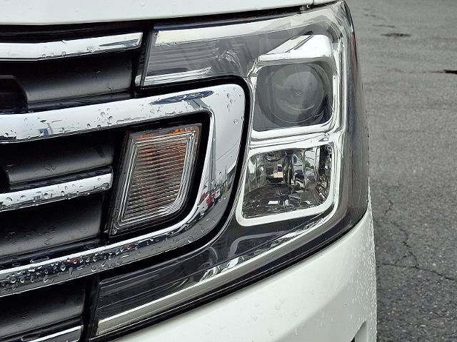 Certified 2020 Ford Expedition XLT w/ Equipment Group 202A AWD/4WD image 9