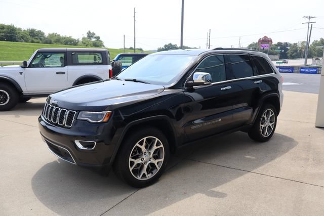 Used 2022 Jeep Grand Cherokee Limited w/ Tech Group AWD/4WD image 5