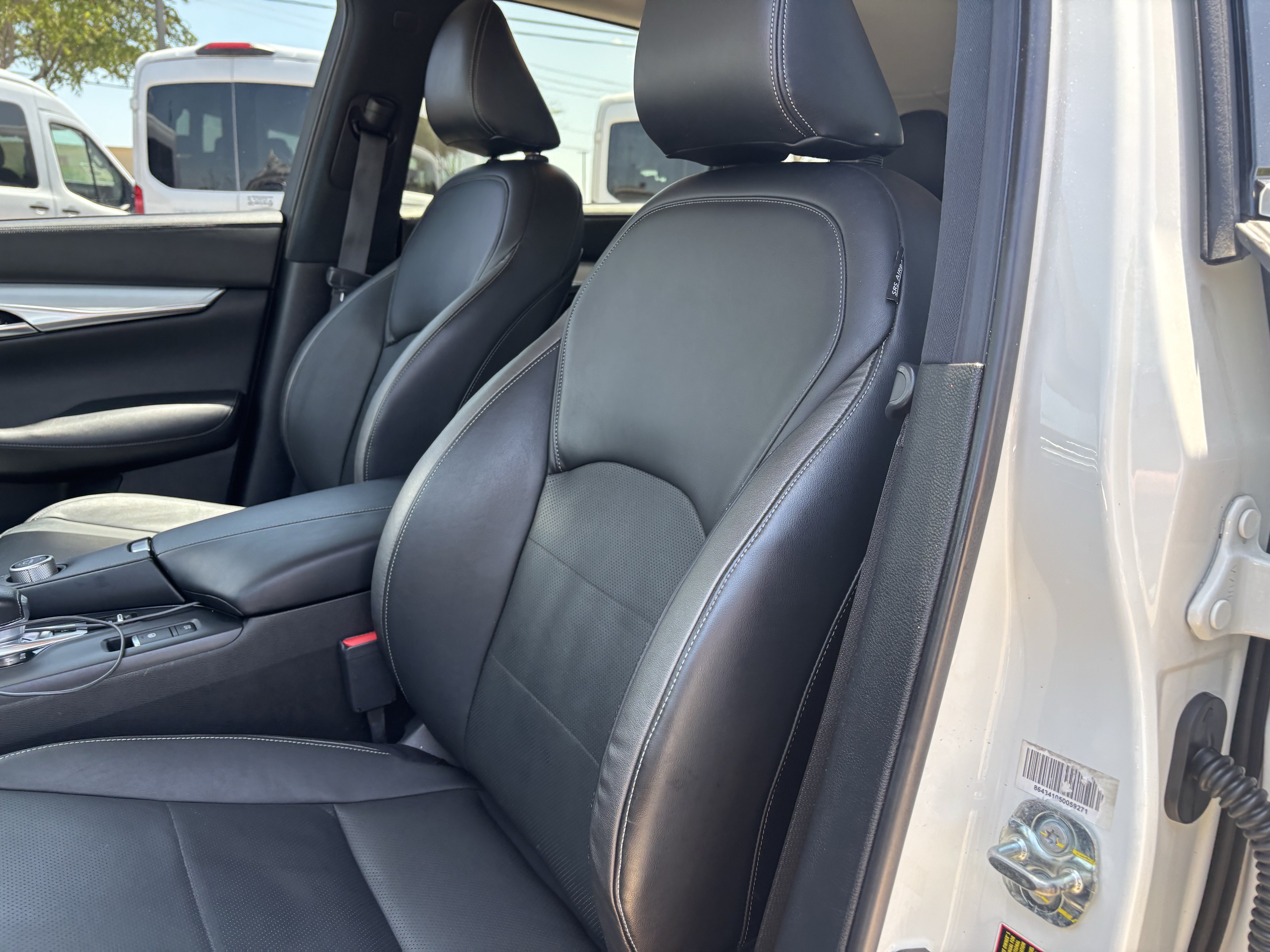 Used 2022 INFINITI QX50 Essential FWD image 11