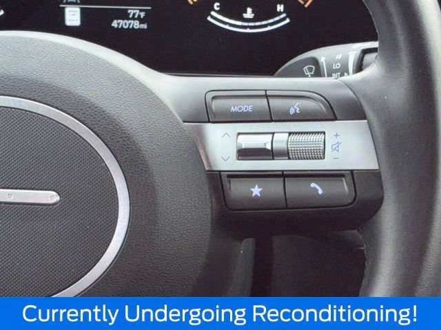 Used 2025 Hyundai Kona SEL FWD image 22