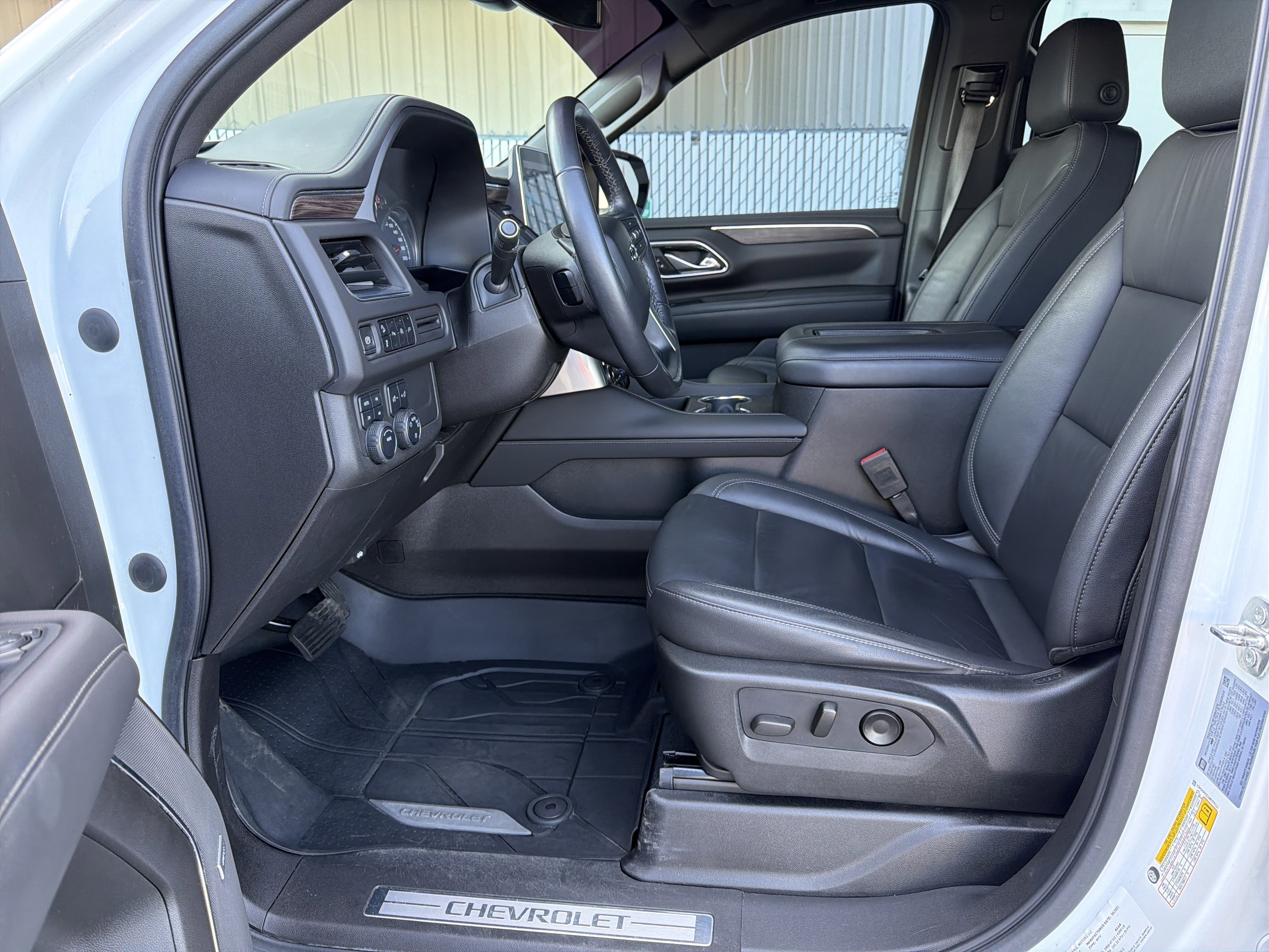 Used 2021 Chevrolet Tahoe Z71 image 30