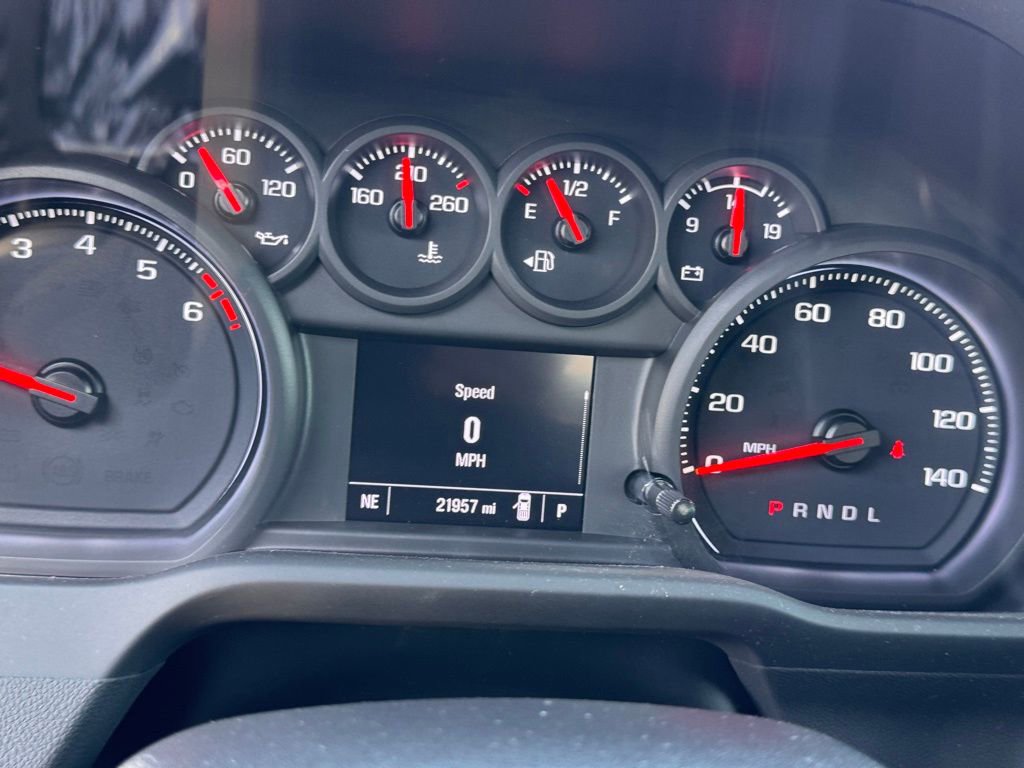 Used 2022 Chevrolet Silverado 1500 Custom image 20