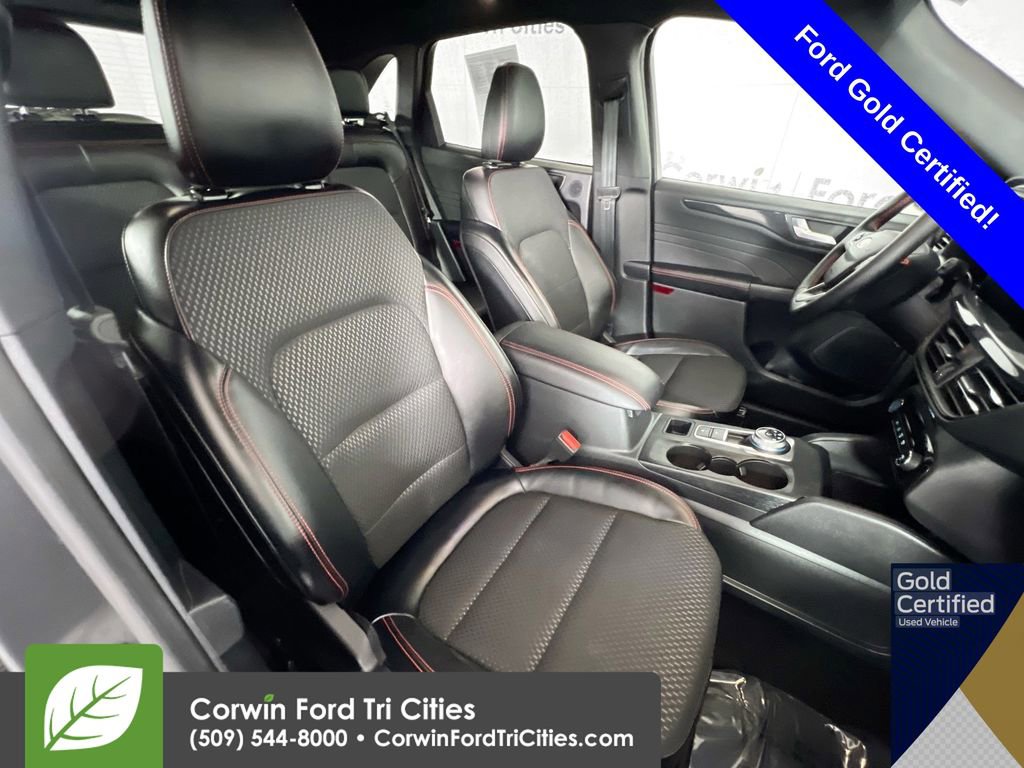 Certified 2024 Ford Escape ST-Line Select w/ Tech Pack #2 image 17