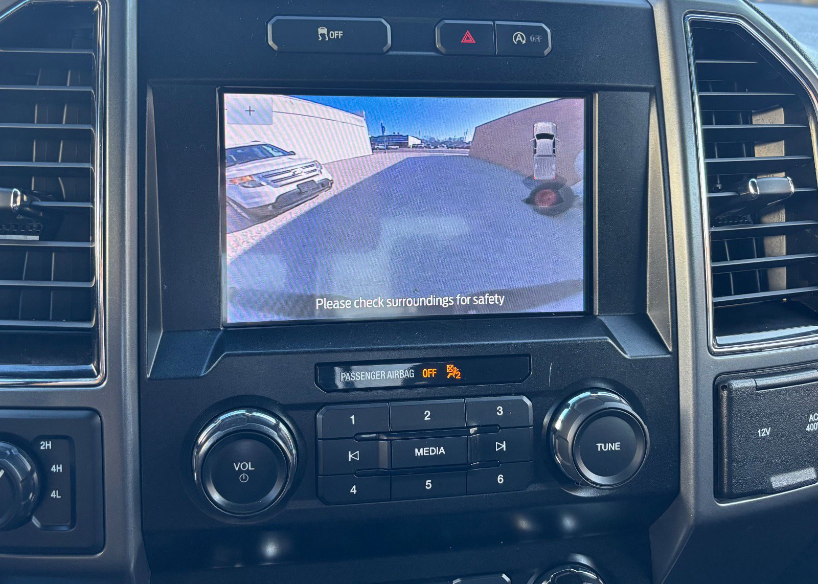 Certified 2020 Ford F150 XLT w/ Equipment Group 302A Luxury image 41