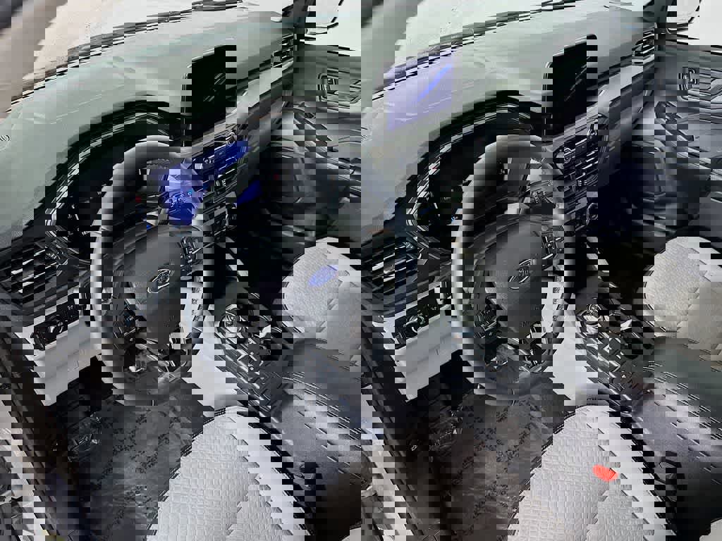 Certified 2024 Ford Escape Active image 9