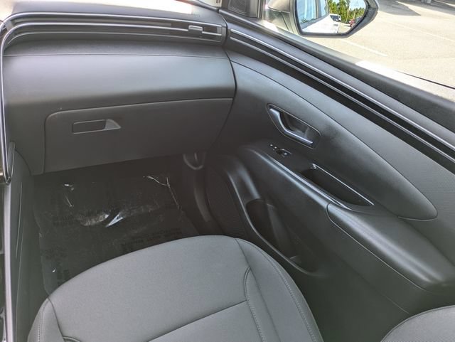 Used 2023 Hyundai Tucson SE FWD image 17