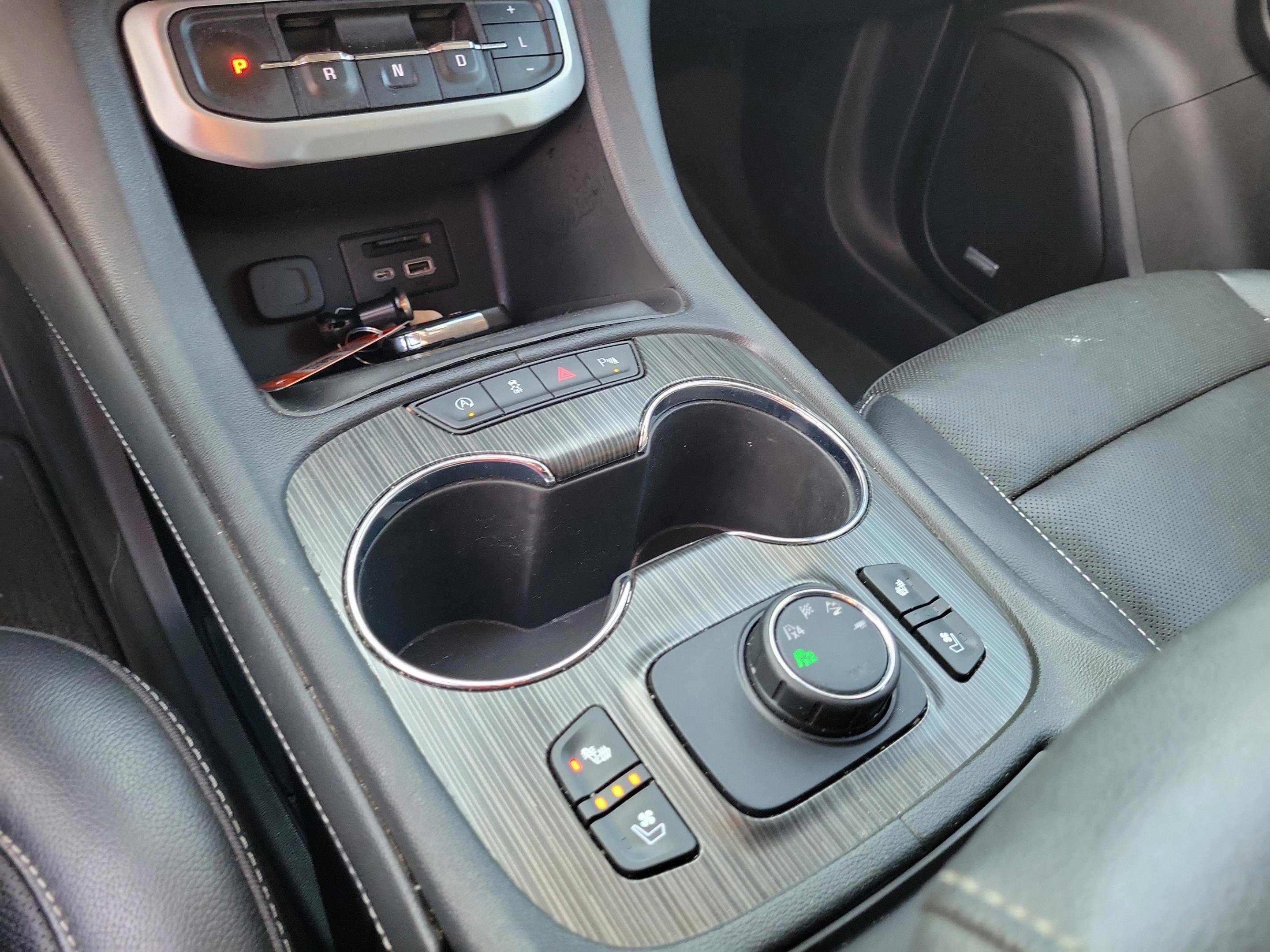 Used 2020 GMC Acadia SLT w/ Premium Package image 30