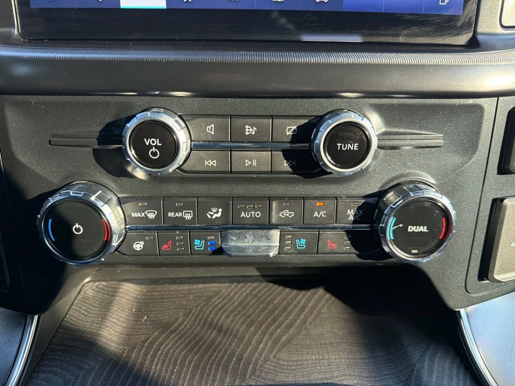 Certified 2022 Ford F150 Platinum w/ Trailer Tow Package AWD/4WD image 34