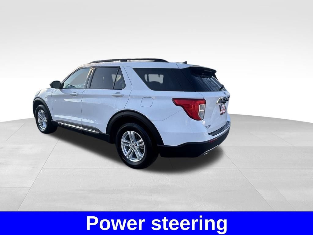 Certified 2023 Ford Explorer XLT w/ Equipment Group 202A image 5