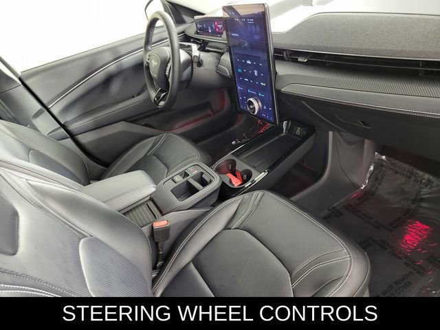 Certified 2025 Ford Mustang Mach-E Premium image 20