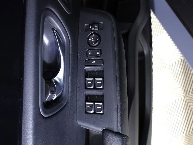 Used 2023 Honda Pilot Touring image 22