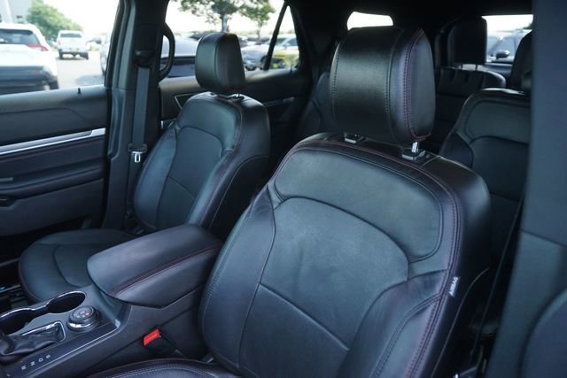 Certified 2018 Ford Explorer Sport w/ Equipment Group 401A AWD/4WD image 10
