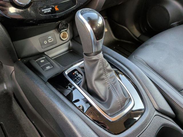 Used 2021 Nissan Rogue Sport SL FWD image 31