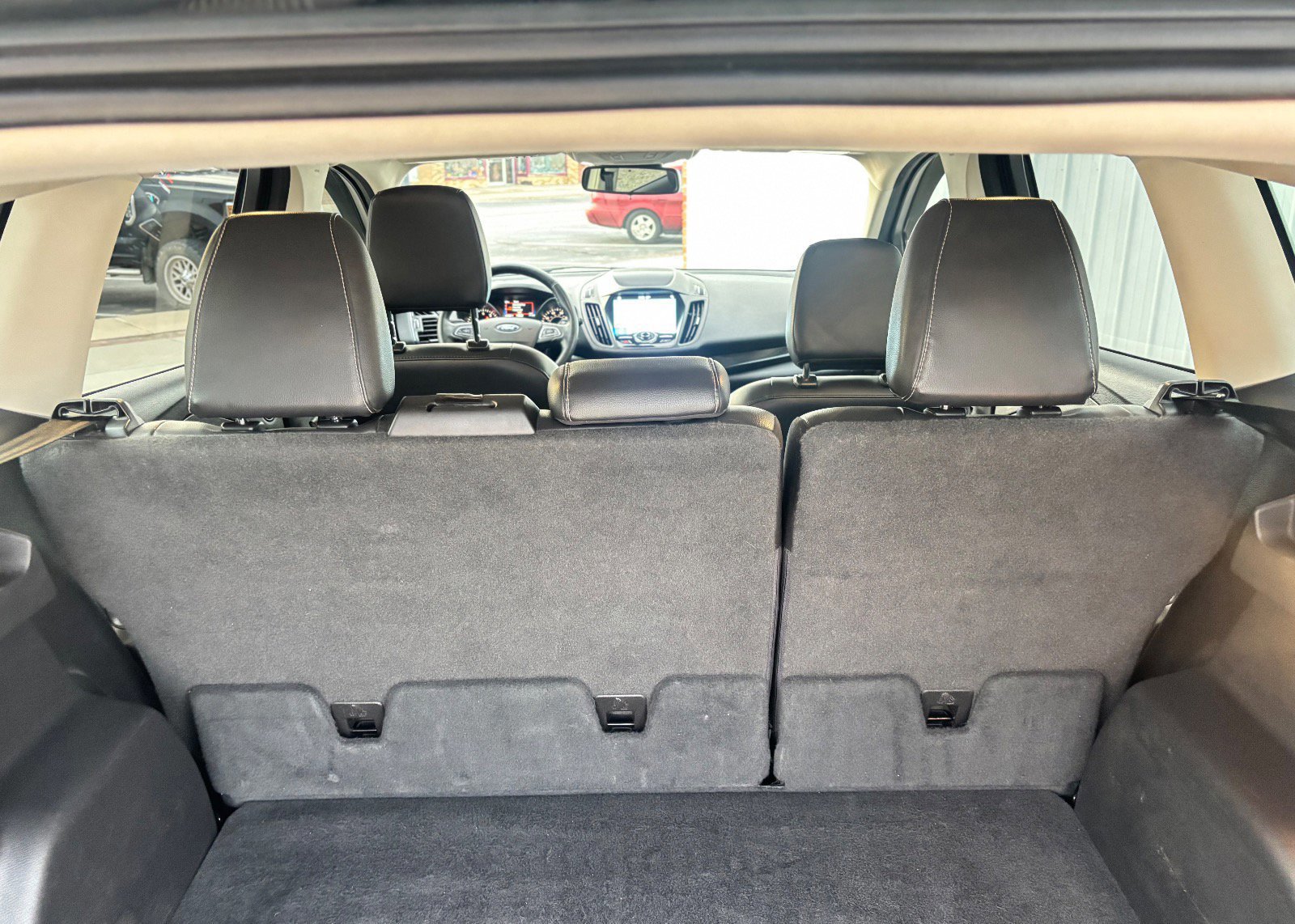 Certified 2019 Ford Escape Titanium image 10