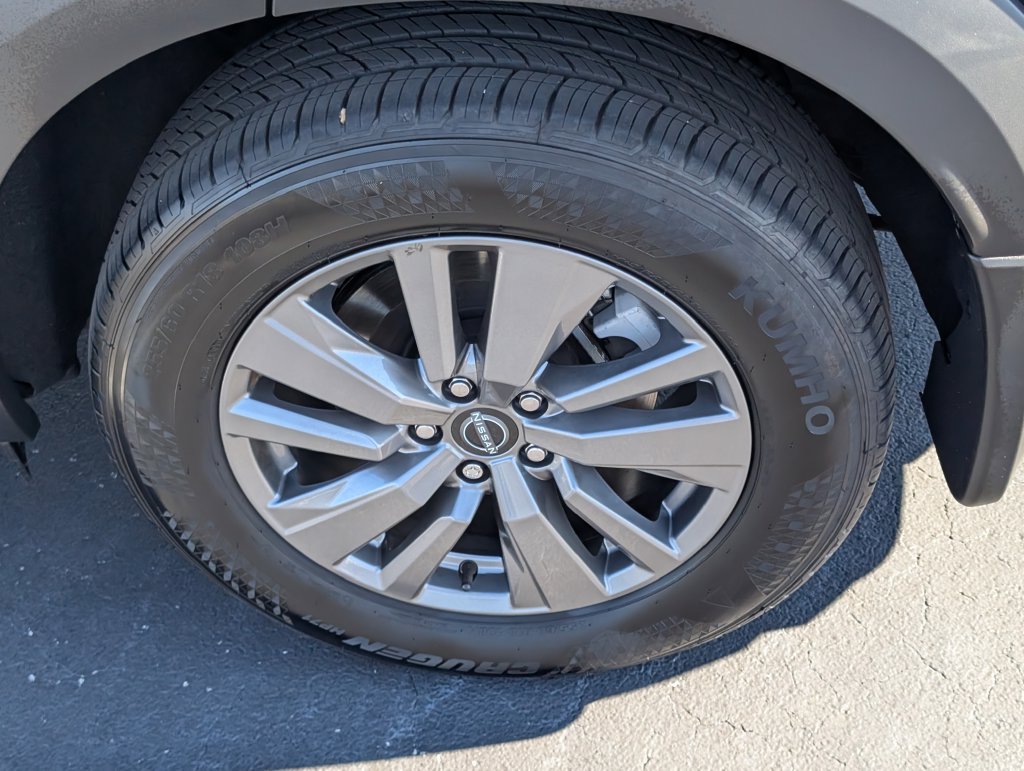 Used 2025 Nissan Pathfinder SV w/ SV Premium Package FWD image 27