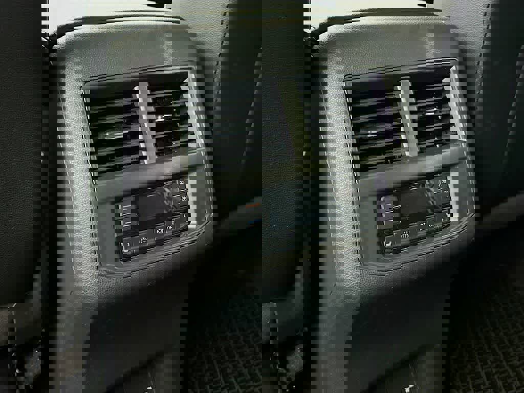 Used 2022 Volkswagen Atlas SEL Premium image 13