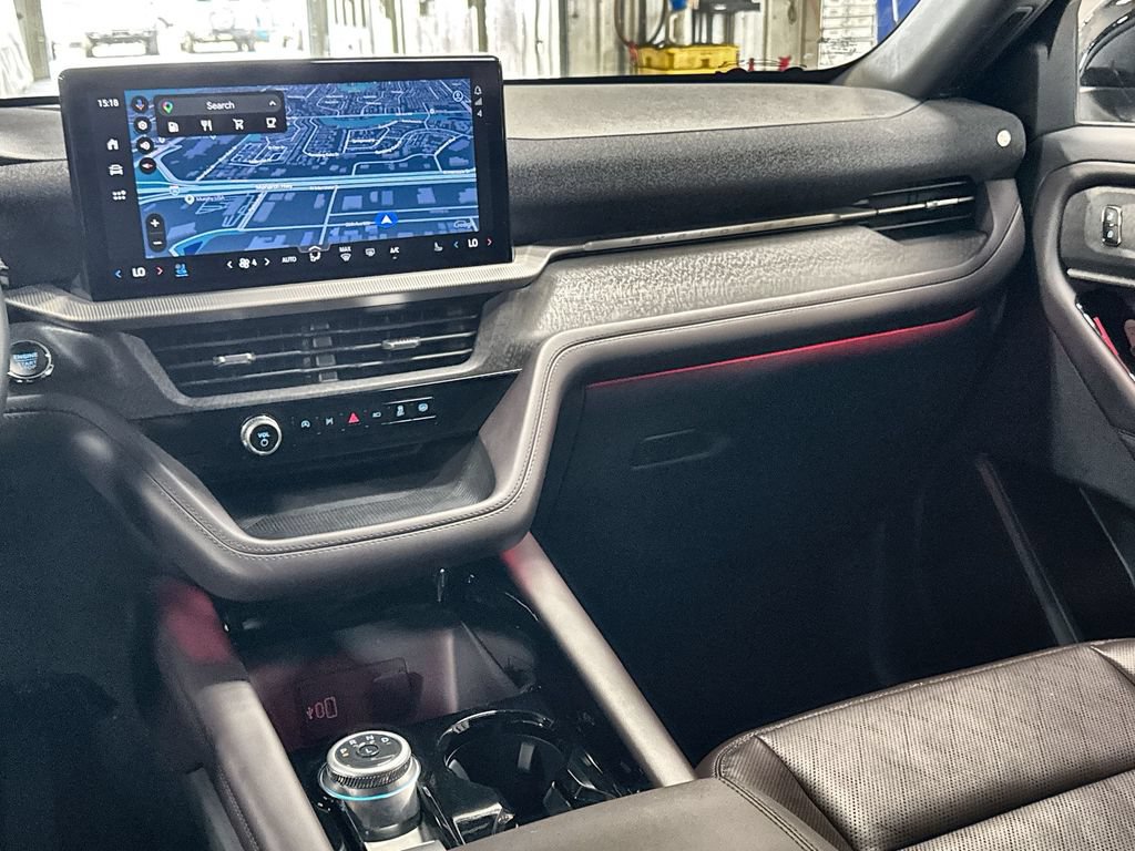 Certified 2026 Ford Explorer Platinum AWD/4WD image 27