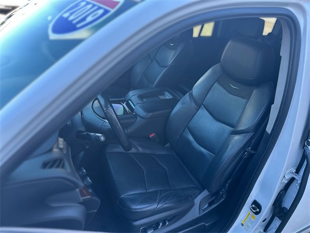 Used 2019 Cadillac Escalade Premium Luxury image 12