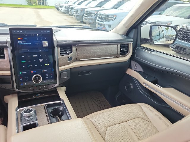 Certified 2022 Ford Expedition Max Limited RWD image 22