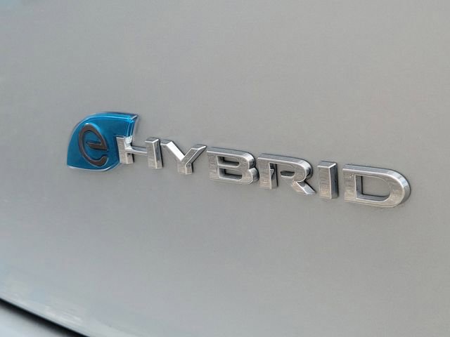 Used 2023 Chrysler Pacifica Limited image 7