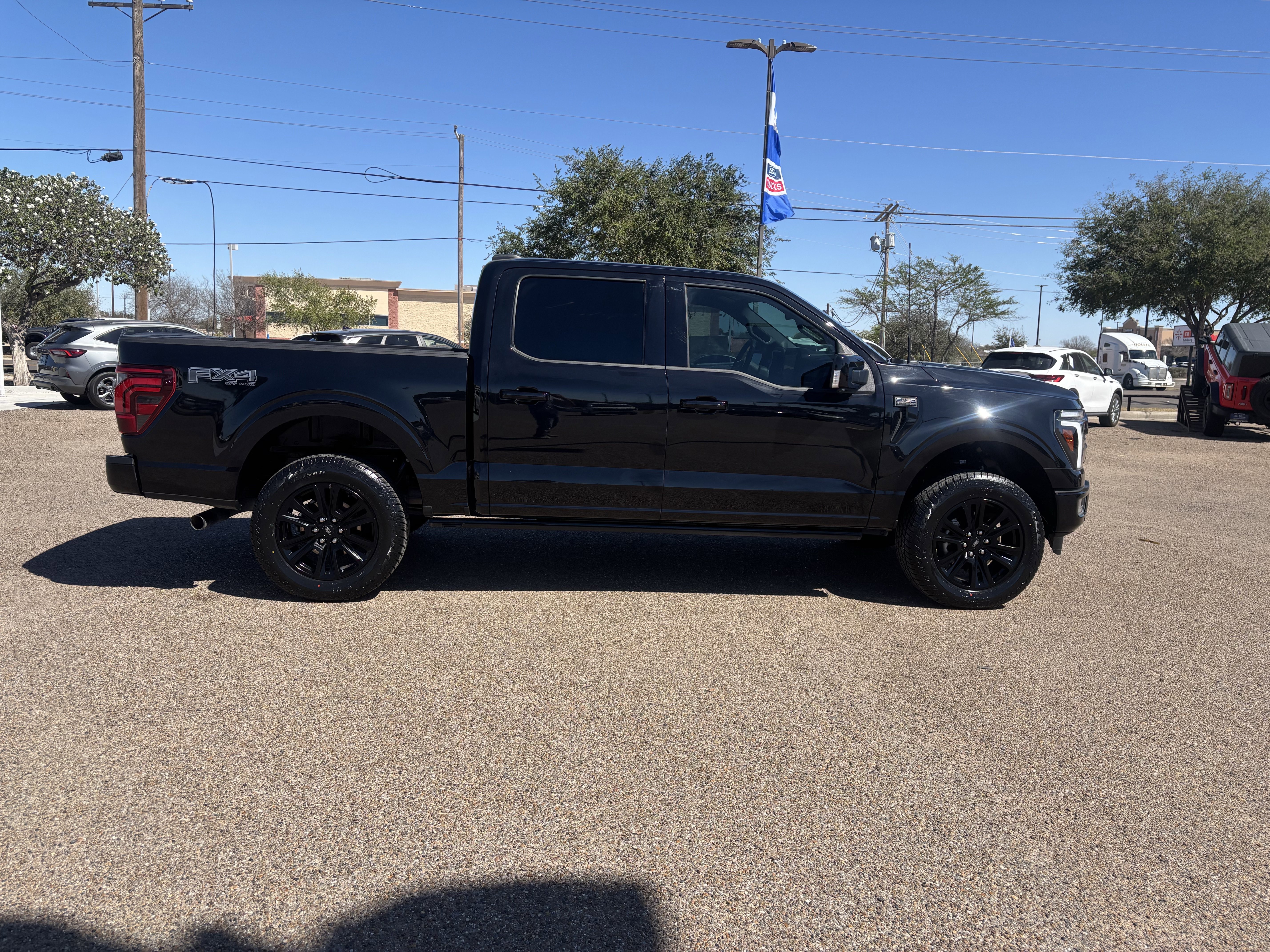 Certified 2024 Ford F150 Platinum w/ FX4 Off-Road Package image 4