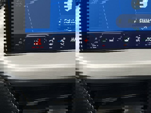 Certified 2024 Ford Escape Platinum image 30