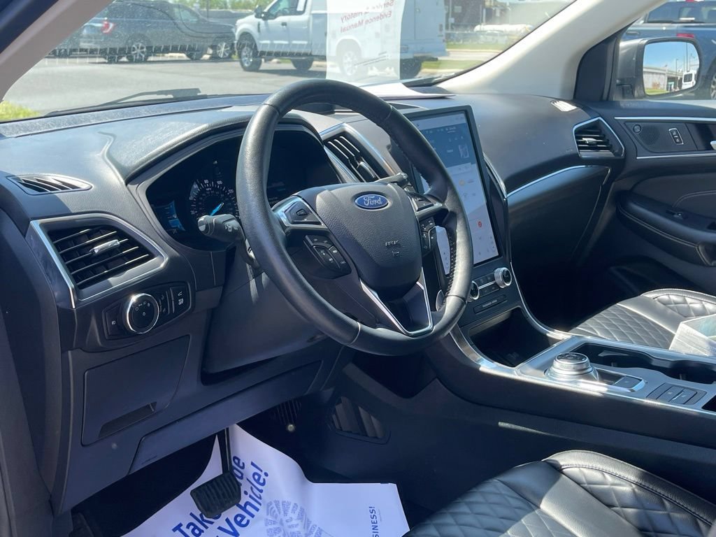 Certified 2024 Ford Edge Titanium AWD/4WD image 24