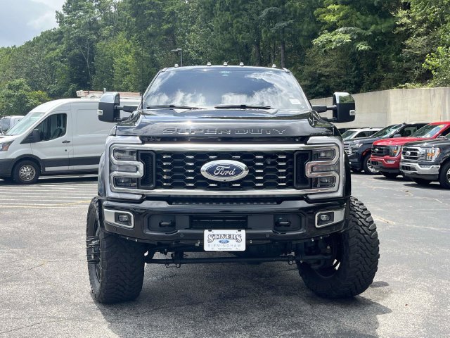 Certified 2025 Ford F450 Platinum w/ Platinum Plus Package AWD/4WD image 9