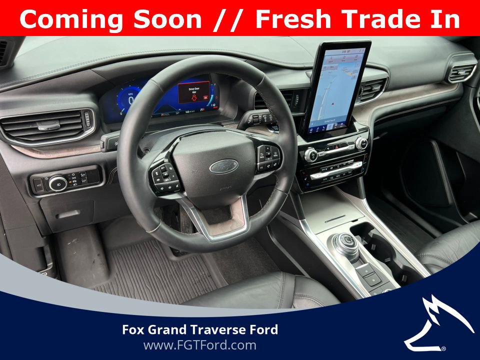 Certified 2023 Ford Explorer Platinum w/ Technology Package AWD/4WD image 23