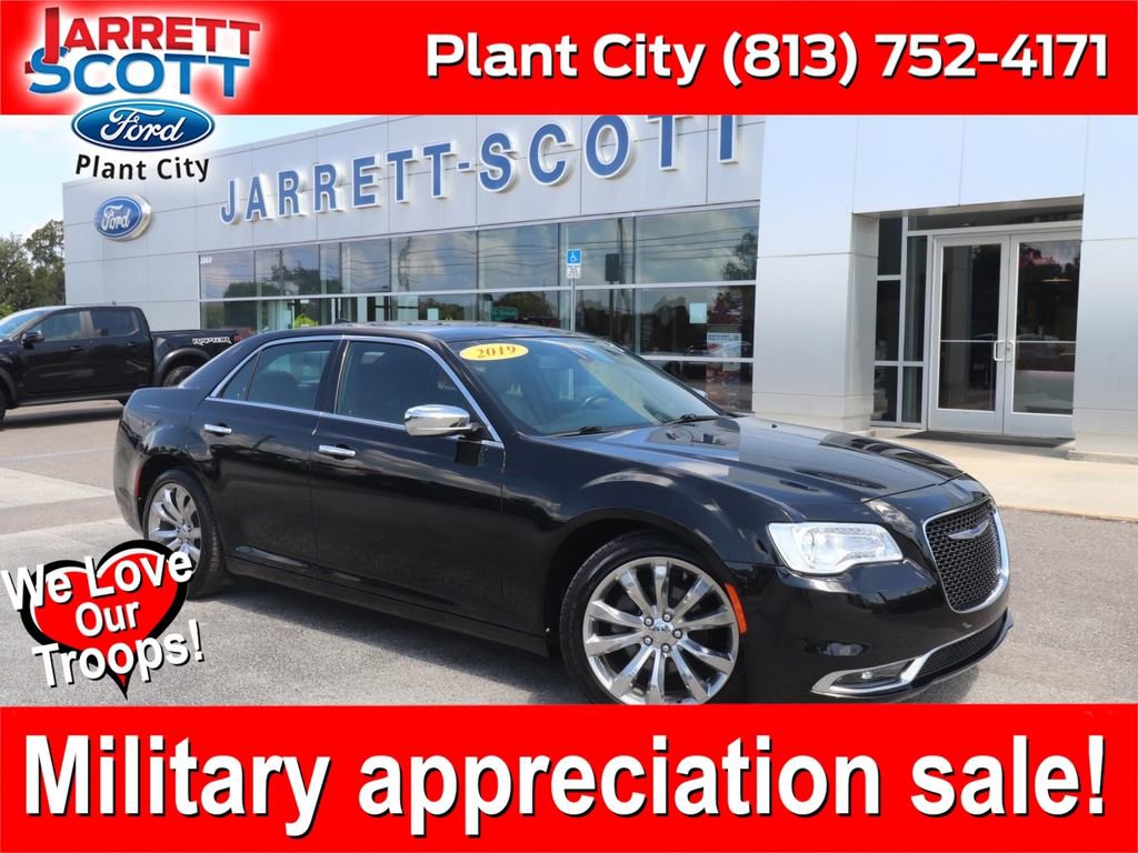 Used 2019 Chrysler 300 Limited