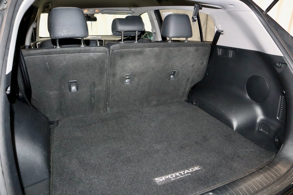 Used 2018 Kia Sportage EX image 15