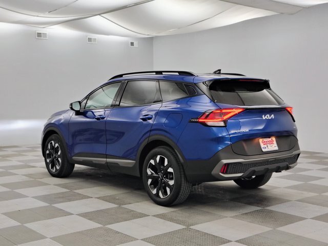 Used 2023 Kia Sportage X-Line w/ X-Line Premium Package AWD/4WD image 8