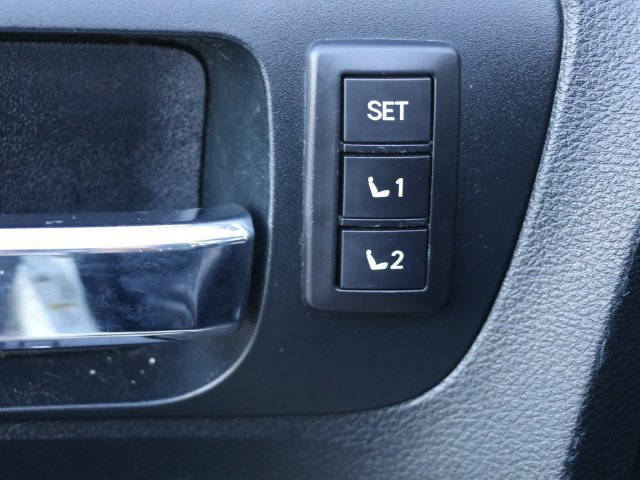 Used 2017 Toyota Tundra Platinum AWD/4WD image 21