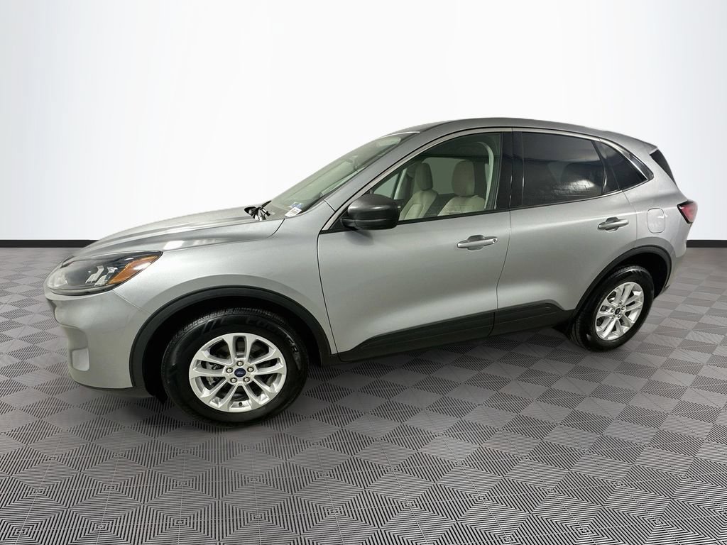 Certified 2022 Ford Escape SE AWD/4WD image 4