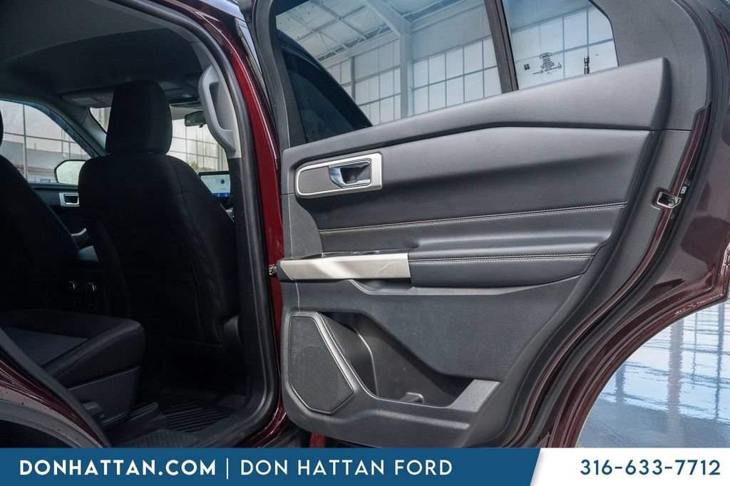 Certified 2022 Ford Explorer XLT w/ Class IV Trailer Tow Package AWD/4WD image 24