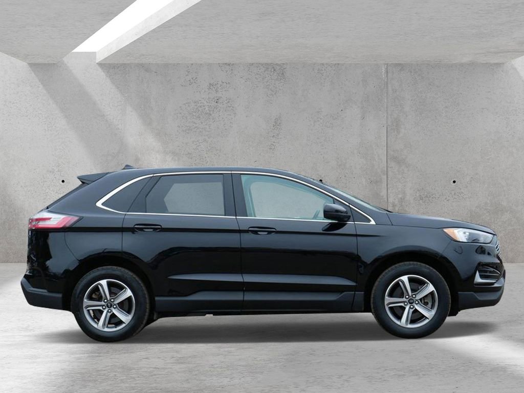 Certified 2023 Ford Edge SEL image 2