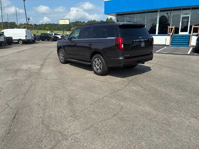 Certified 2025 Ford Expedition Active AWD/4WD image 35