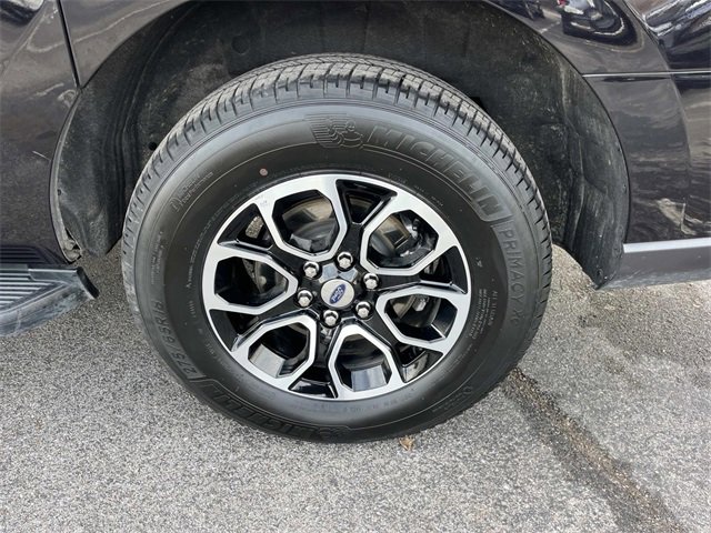 Certified 2024 Ford Expedition Max XLT image 11