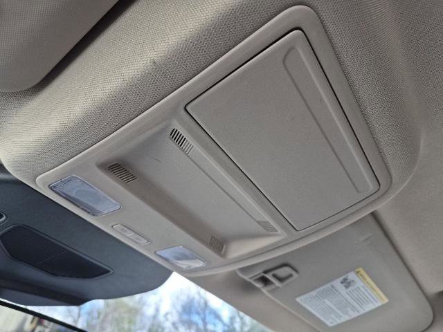 Certified 2020 Ford Escape SE image 25