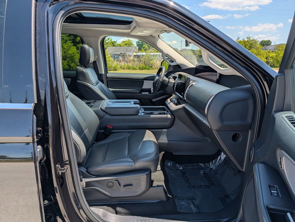 Certified 2025 Ford Expedition Active RWD image 24