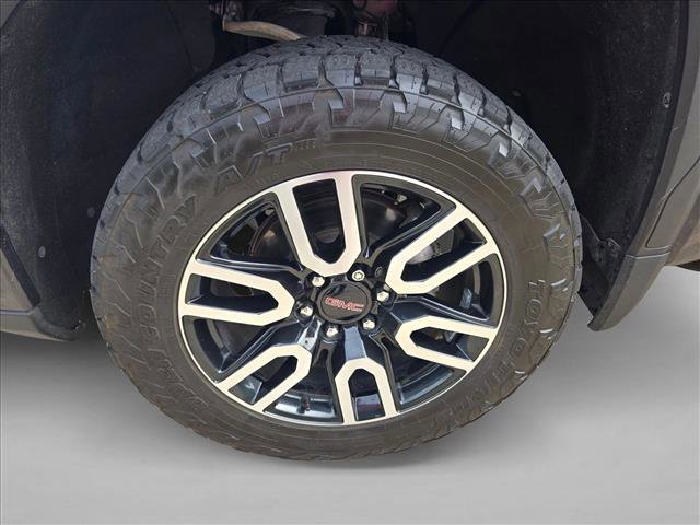 Used 2022 GMC Sierra 1500 AT4 w/ AT4 Premium Package AWD/4WD image 11