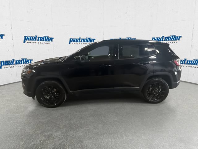 Used 2026 Jeep Compass Latitude AWD/4WD image 6