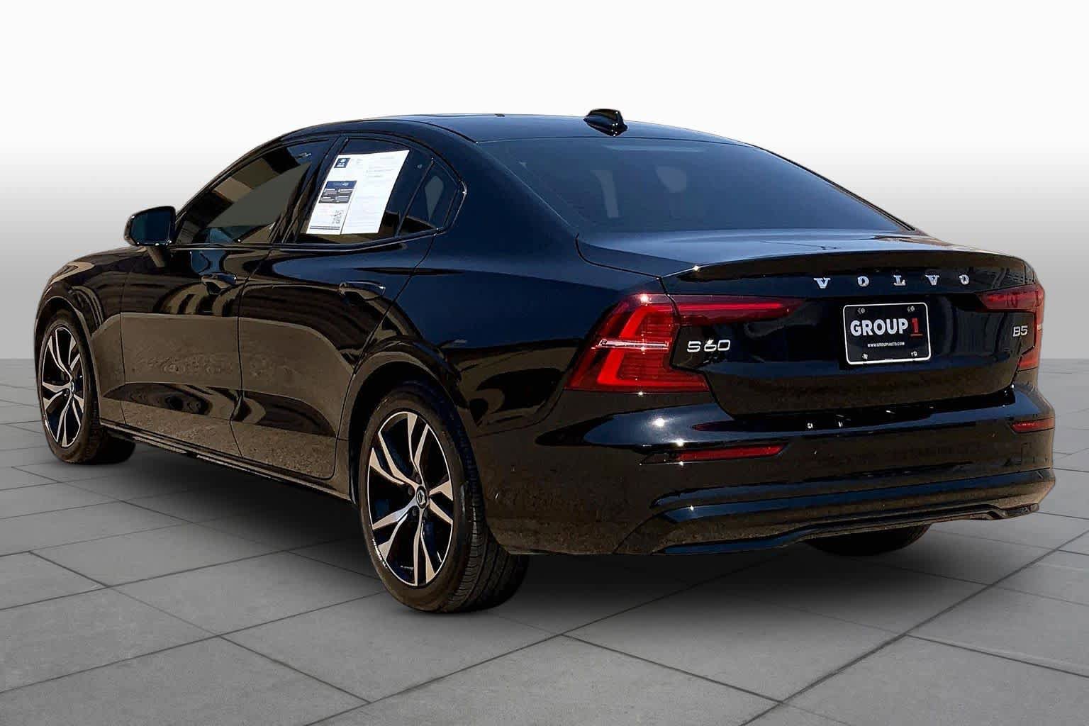 Used 2024 Volvo S60 B5 Plus FWD image 12