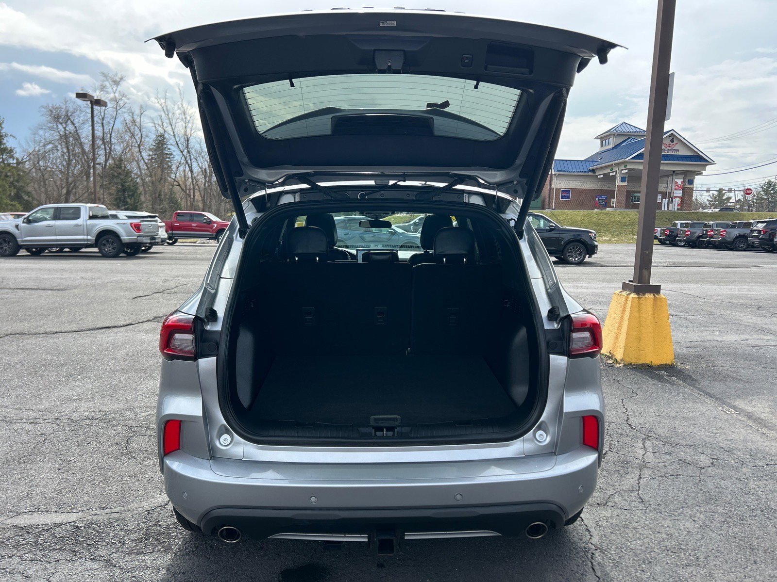 Certified 2024 Ford Escape ST-Line Select w/ Tech Pack #2 image 14