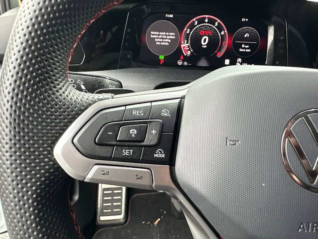 Used 2025 Volkswagen GTI SE FWD image 22