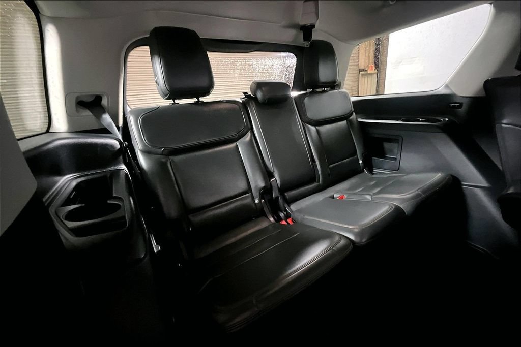 Certified 2025 Ford Expedition Active RWD image 23