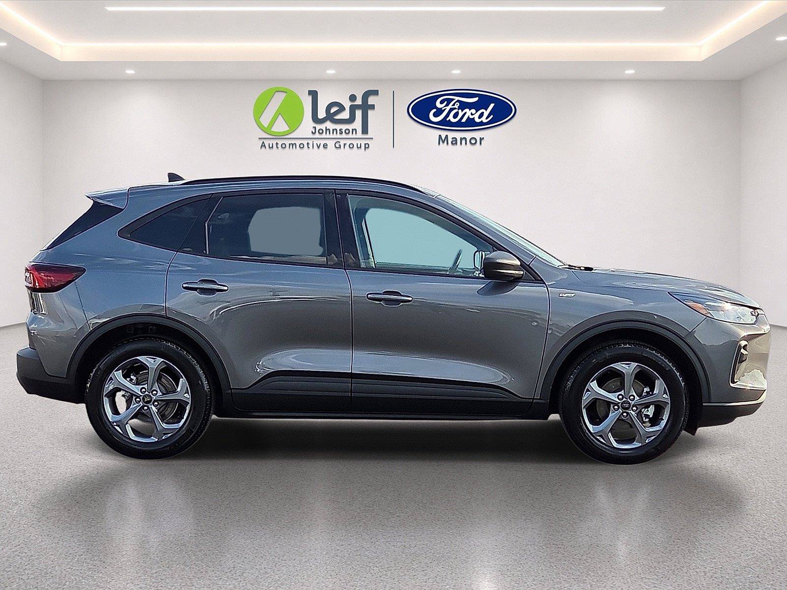 Certified 2025 Ford Escape ST-Line FWD image 9